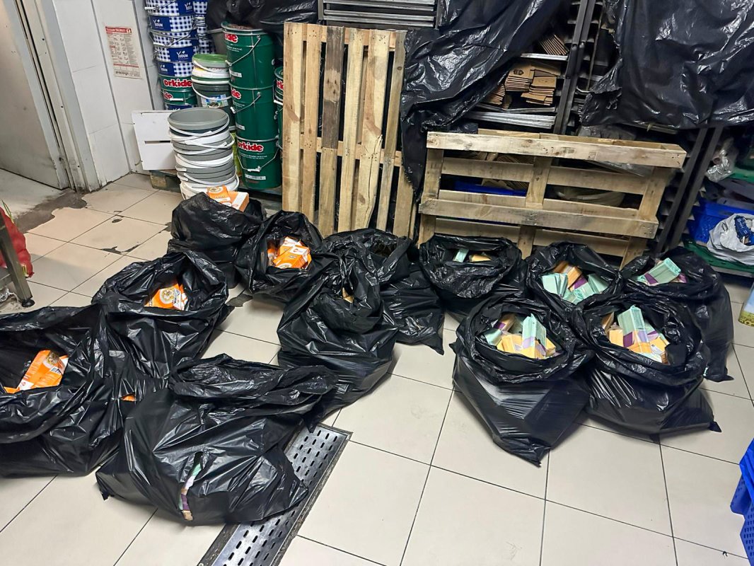 Amed de dest ronîya yew ton penîr ser