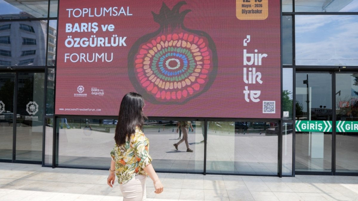 Forumê Aştî Azadîya Komelkî û Meşte Dest Pêkeno