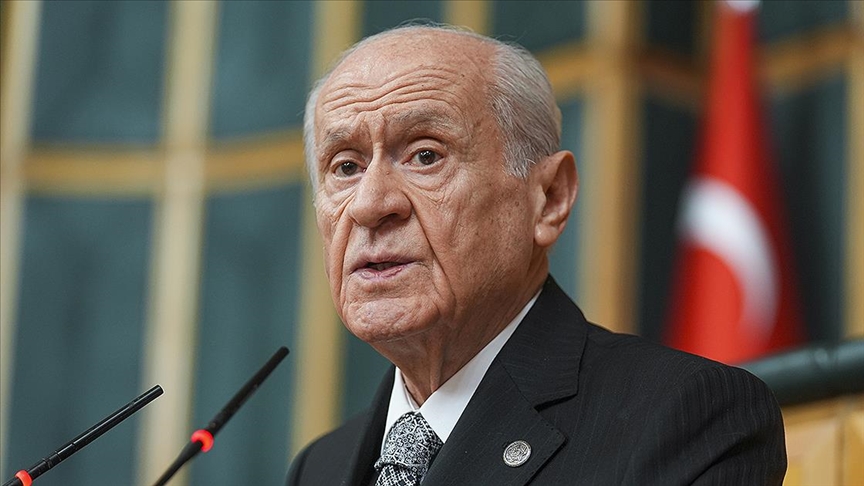 Bahçeli: Trump ew firotin, muxatab Ocalan e