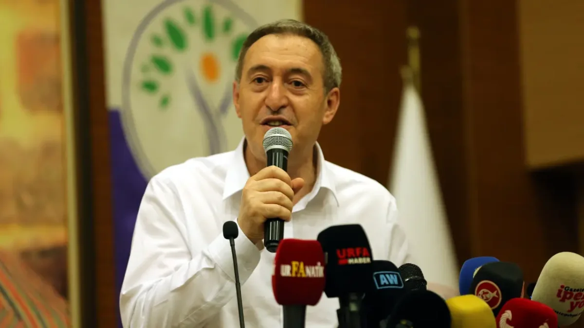 Bakirhan: Tevgera Kurdî bi qasî ku tevgereke Kurdî ye, tevgereke Alevî ye jî