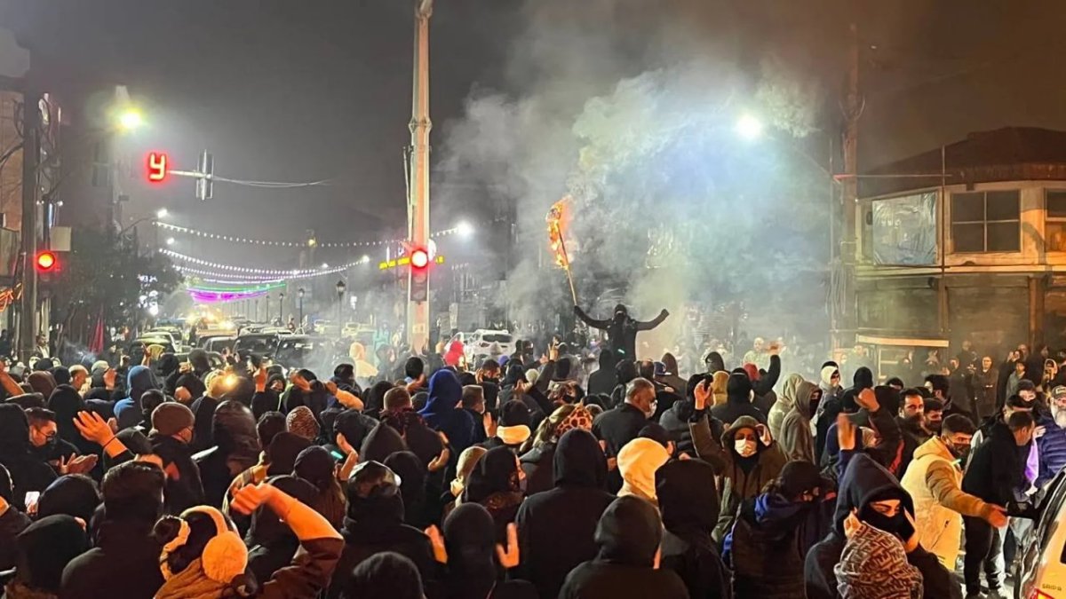 Hejmara qurbaniyên xwepêşandanên li Îranê zêde dibe