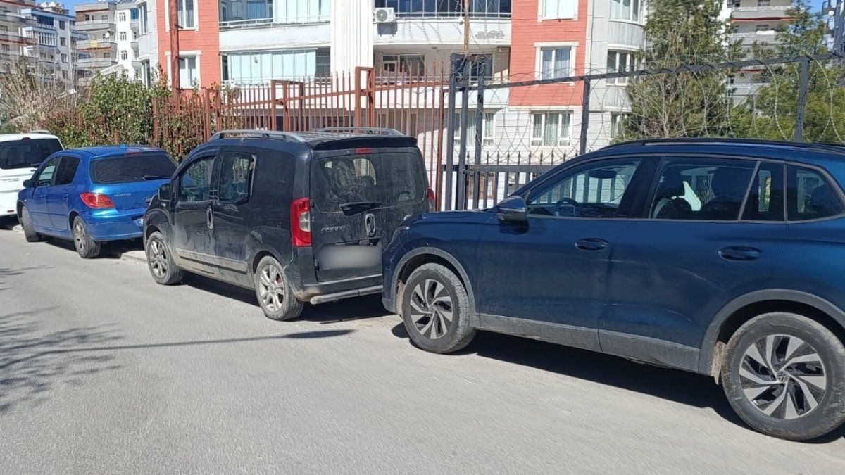 Li Amedê peyarêyên nexweşxaneyê veguherîn otoparkê