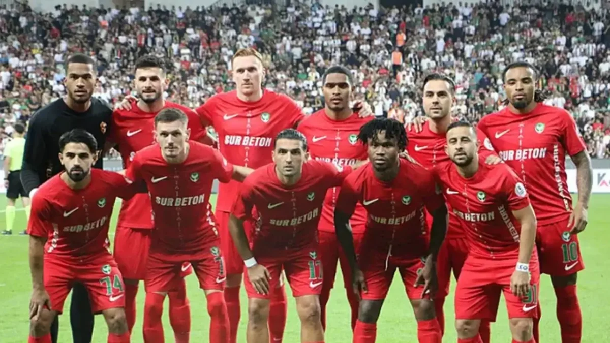 Futbolîstê Amedsporê di Super Lîgê de bû yekem futbolîst