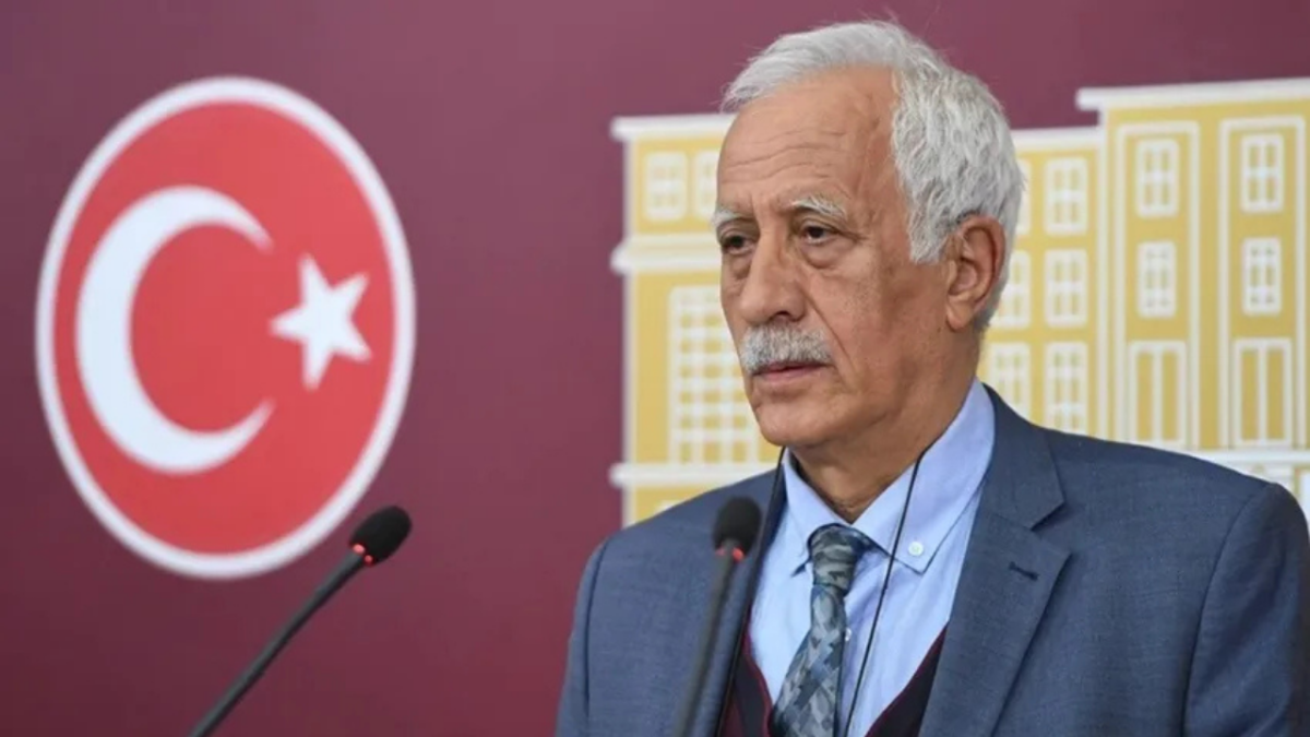 Parlamenterê DEMê: Divê 4 Herêm wekî 'Rojavaya Xweser' werin naskirin