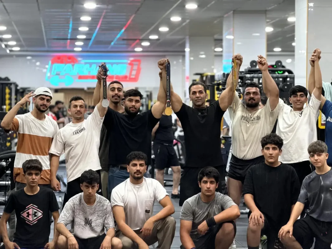 Sê werzişvanên Kurd li Îranê bûn şampiyon
