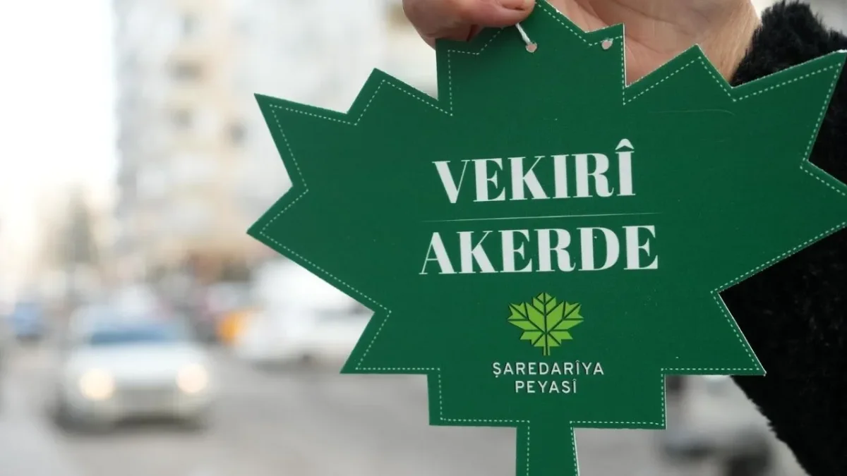 Şaredarîya Peyasî esnafan rê materyalê Zazaki û Kurmancî vila kerdî